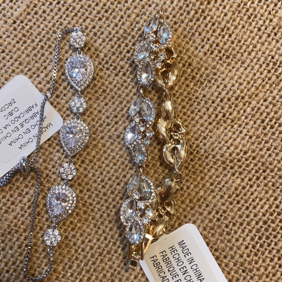 Two bracelets - Picture 2 of 4